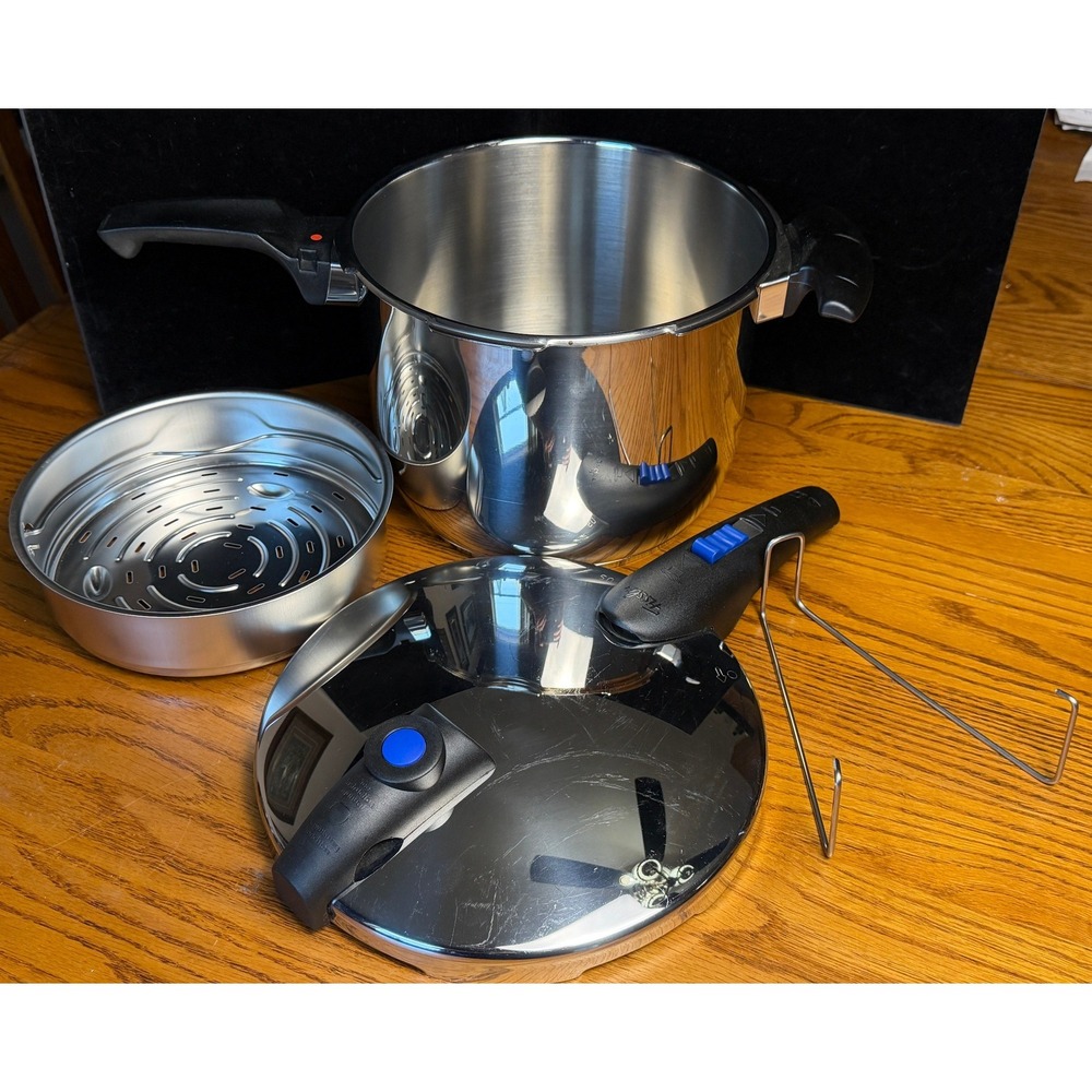 Fissler Vitavit Royal Pressure Cooker: 6.0L Stainless Steel, Made in Germany